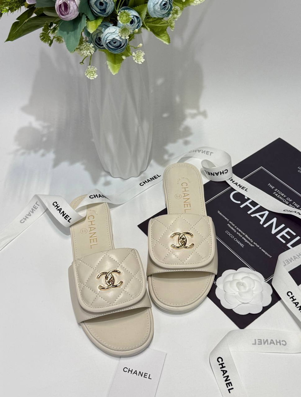 Шлепанцы CHANEL