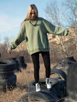 Свитшот женский оверсайз с начесом Олива