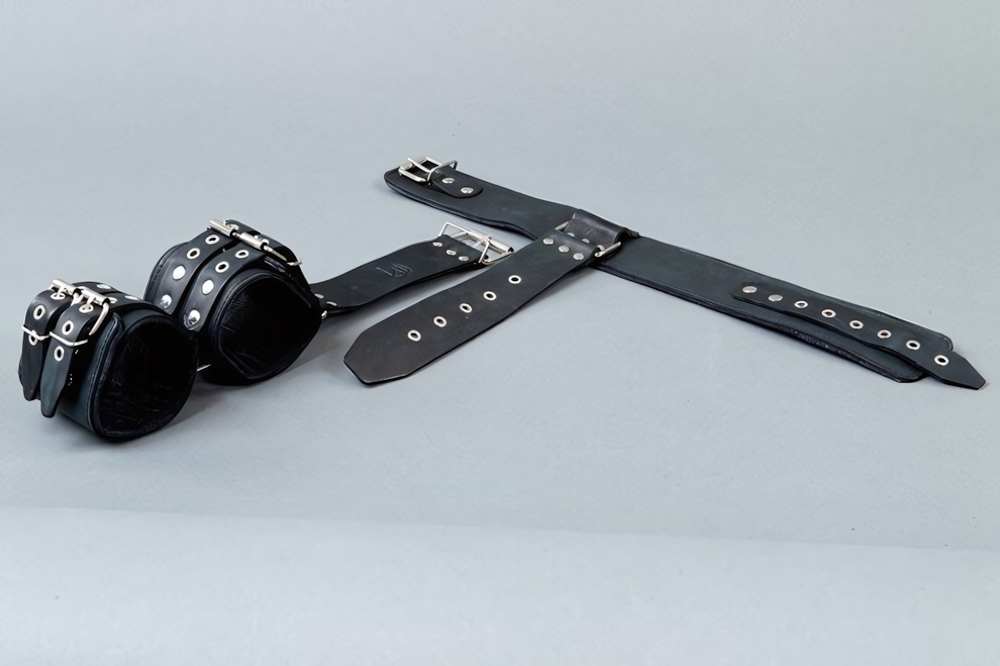 Комплект фиксирующий запястья с шеей , натуральная кожа черный (Цвет: черный)