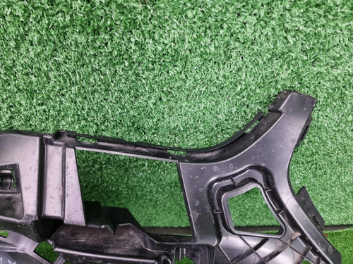 Кронштейн ПТФ правый BMW X1 F48 (2019-2022)