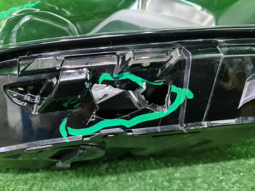 Битая Фара правая Geely Coolray (2019-2023) LED
