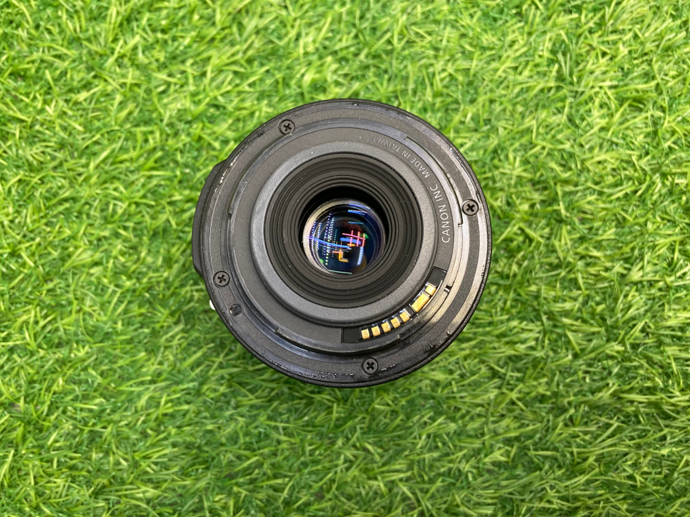 Canon 550D kit 18-55mm 3.5-5.6 IS (30.500 кадров)