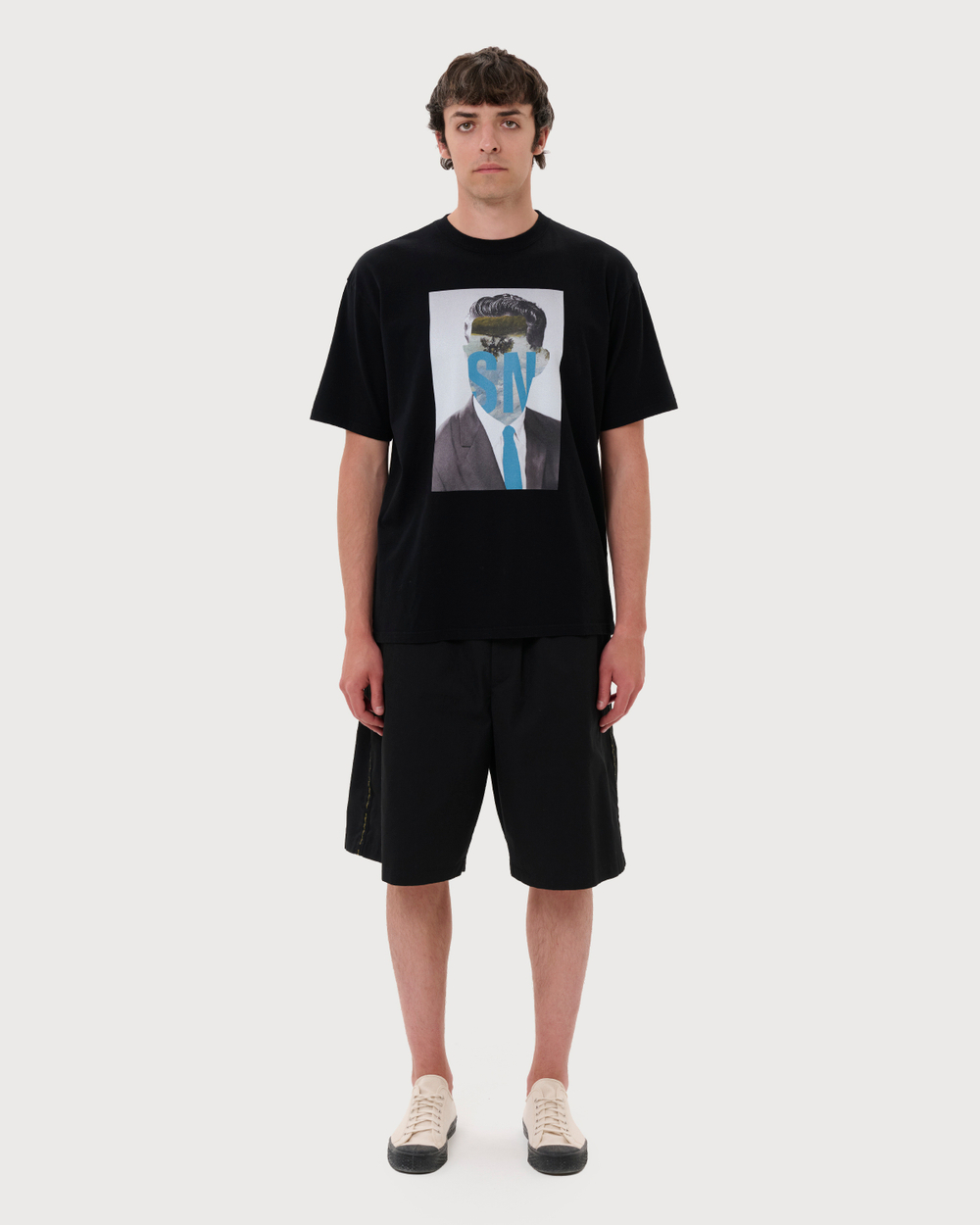 UNDERCOVER ФУТБОЛКА ЧЕРНАЯ С ПРИНТОМ