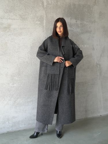 Графитовое пальто с шарфом