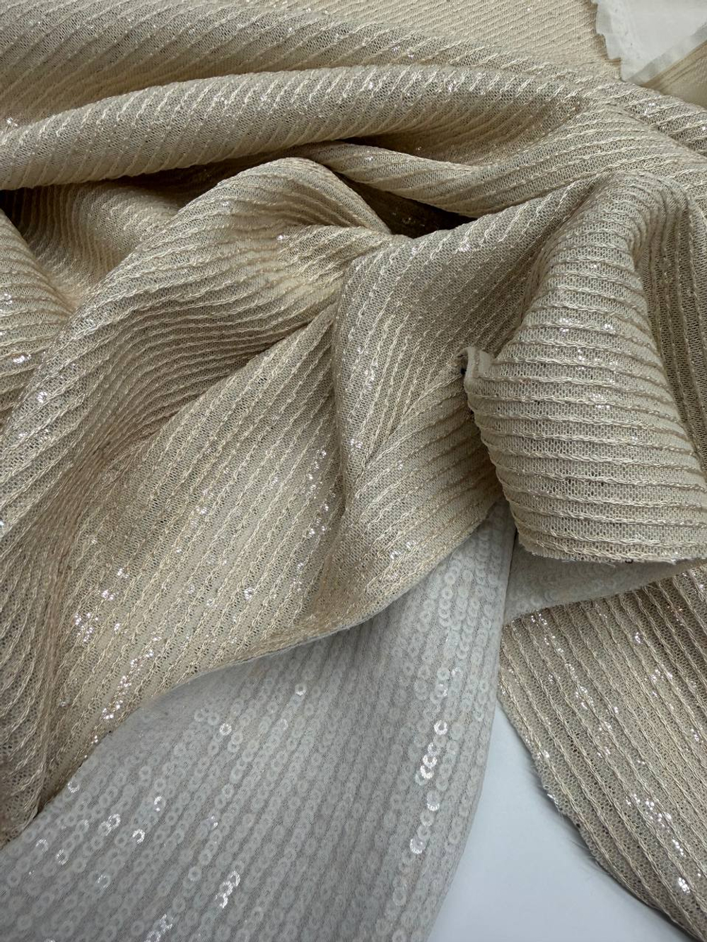 Сетка п/э с пайетками айвори