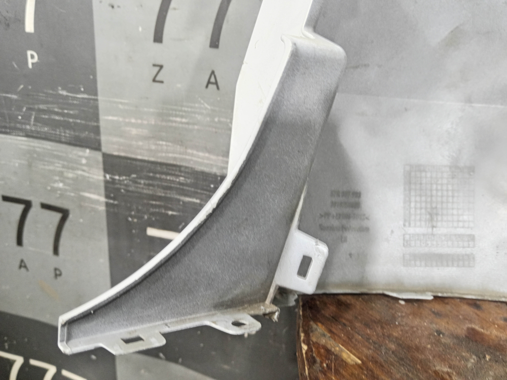 Бампер задний левая часть Skoda Karoq 17-нв Б/У Оригинал 57R807983