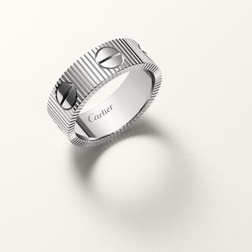 Кольцо Cartier LOVE Unlimited ring flexible в белом золоте