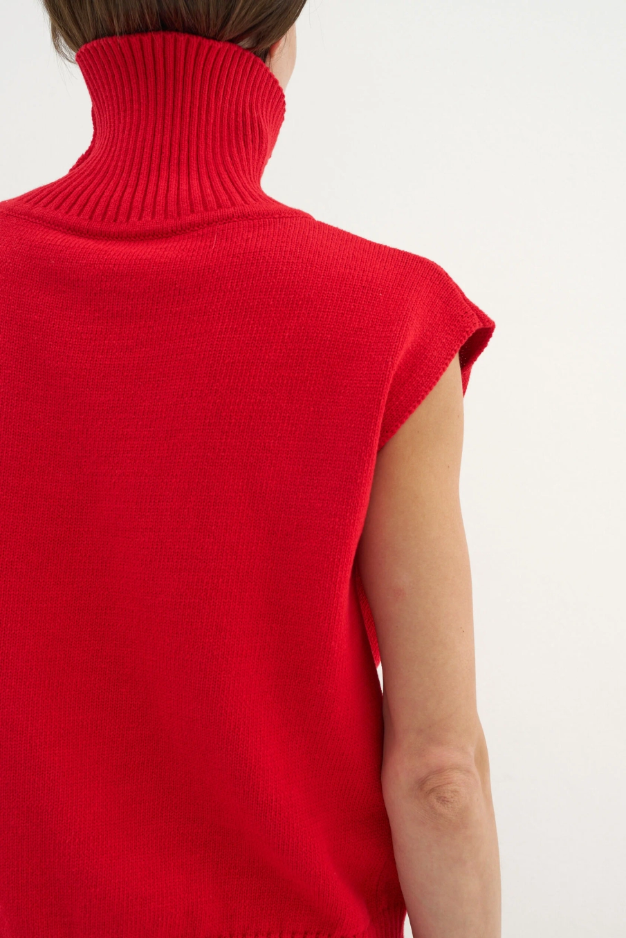 Топ с горлом ОТО