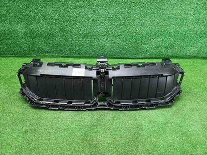 Решетка радиатора BMW 3er G20 (2022-2024)