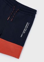 толстовка с брюками и шортами