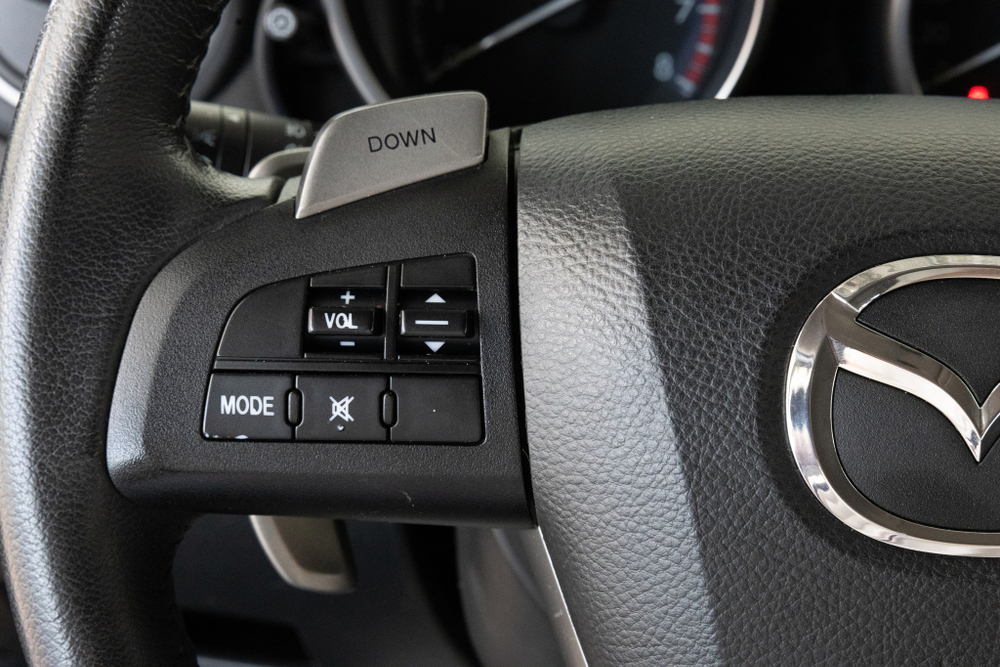 Mazda Mazda3, 2012 год
