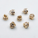 Протектор-концевик, цвет золото, фианиты, размер 5,6*5,3 мм, цена за 1 шт