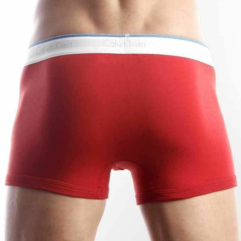 Мужские трусы боксеры Calvin Klein Tech Cool Cotton Red с синей окантовкой