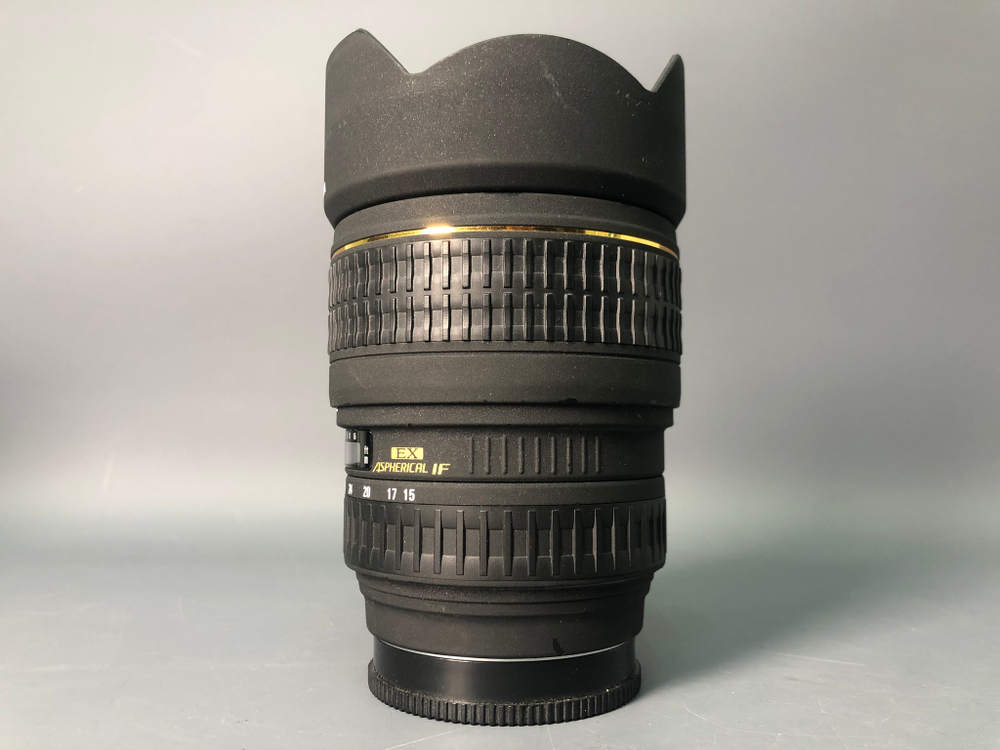 Sigma AF 15-30mm f/3.5-4.5 EX DG Aspherical for Sony A