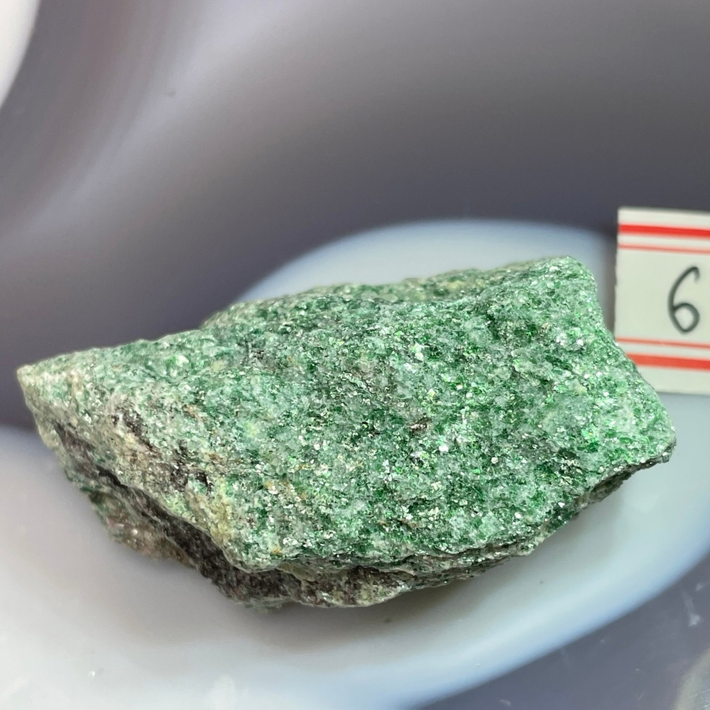 28973 Фуксит необработанный 43-49мм-27