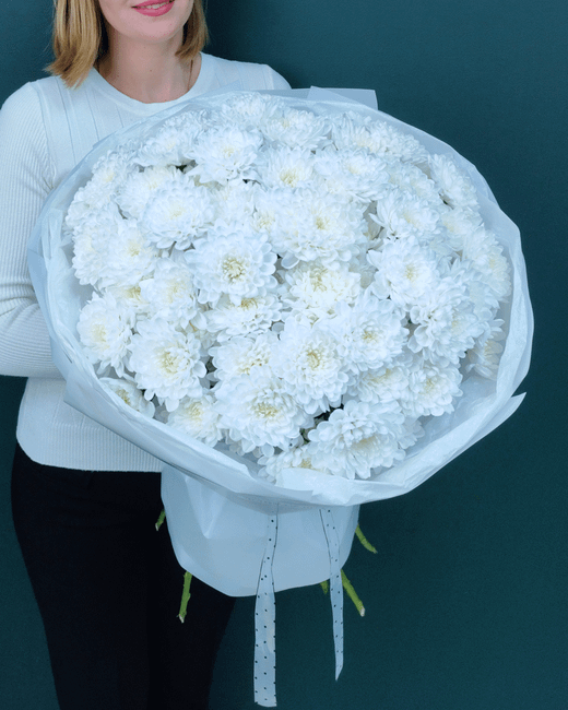 Большой пышный букет из воздушной хризантемы,15 веток(00262)