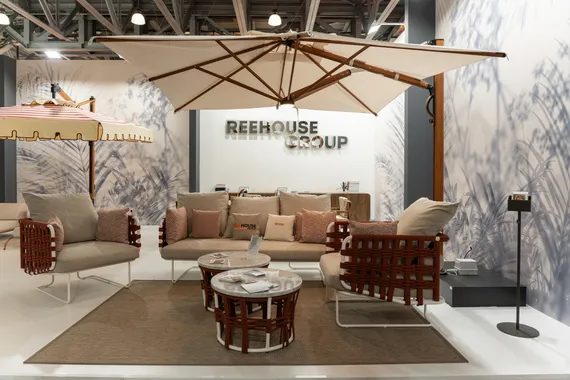 Зонт профессиональный 2.9х2.9 м с подсветкой Astro Timber, имитация ироко, слоновая кость