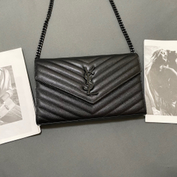 Saint Laurent WOC 22 cm