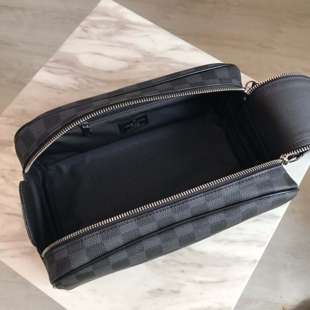 Louis Vuitton Toiletry Bag 25