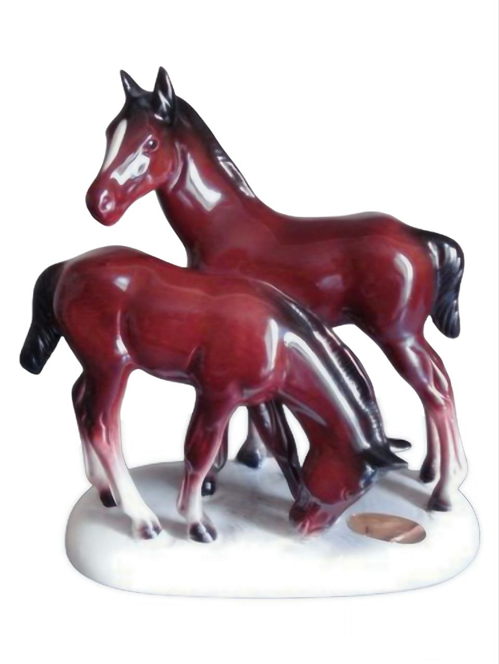 Фарфоровая статуэтка "Жеребята" Hertwig & Co