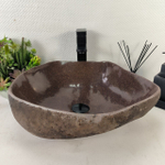 Раковина из речного камня RS-65080 47*42*15 0861