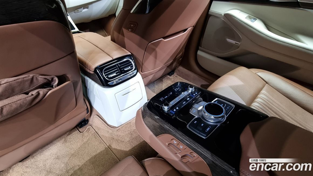 Genesis G90 3.3 T AWD (04.2021)