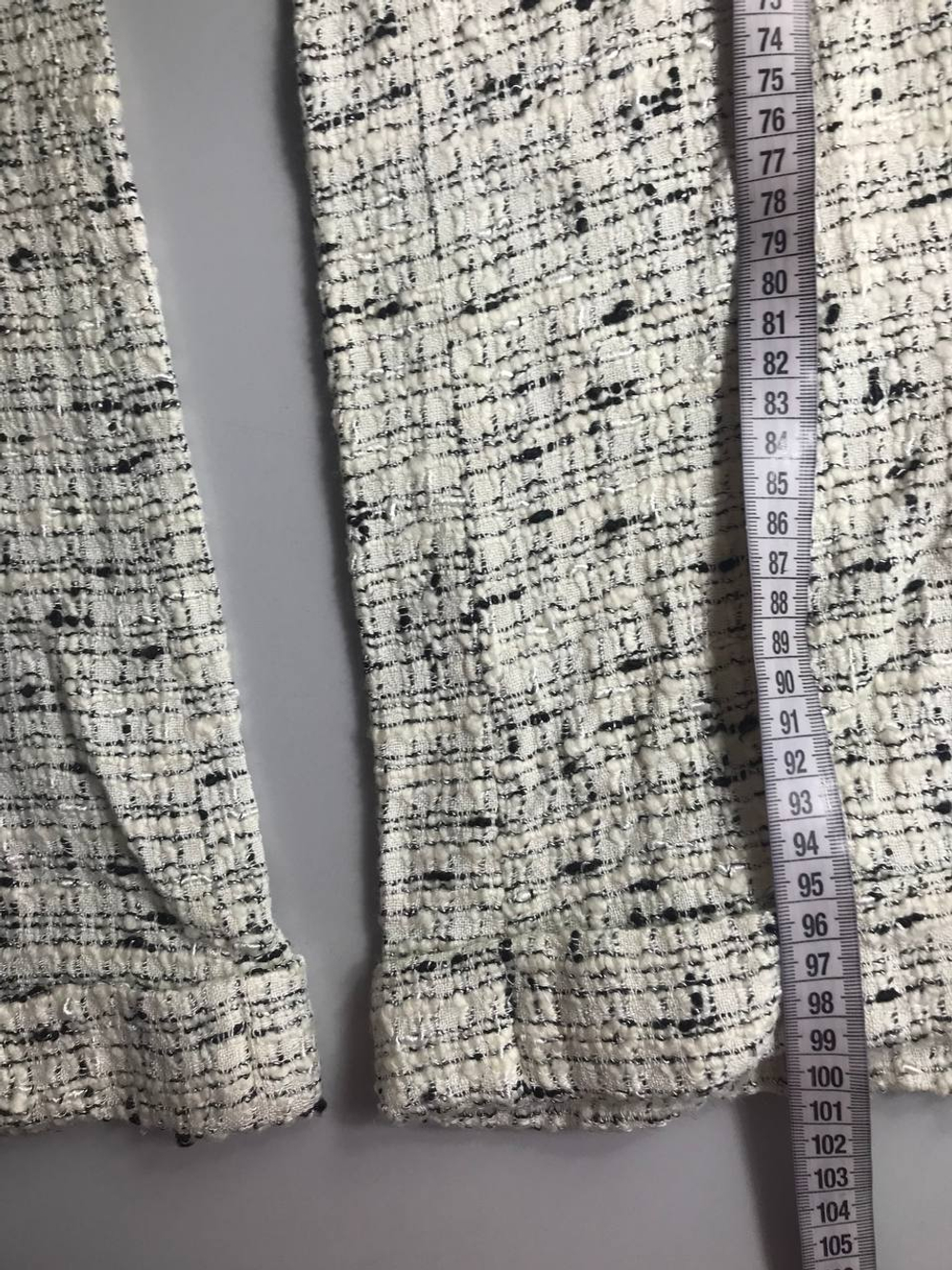 Брюки Zara плотные, маркировка 38, визуально на 44 размер