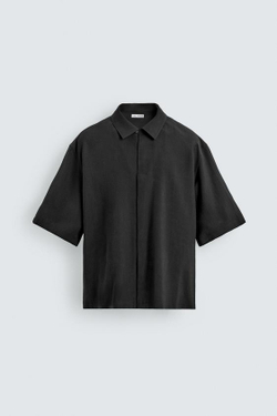 ZARA РУБАШКА RELAXED FIT ИЗ СТРУЯЩЕЙСЯ ТКАНИ, ЧЕРНЫЙ