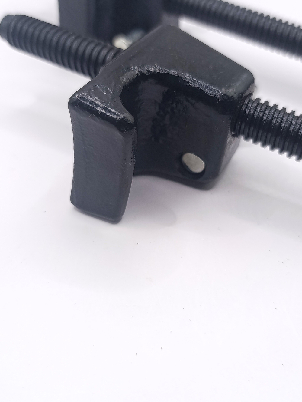 Стяжки пружин авто с двойным захватом усиленные 290 мм