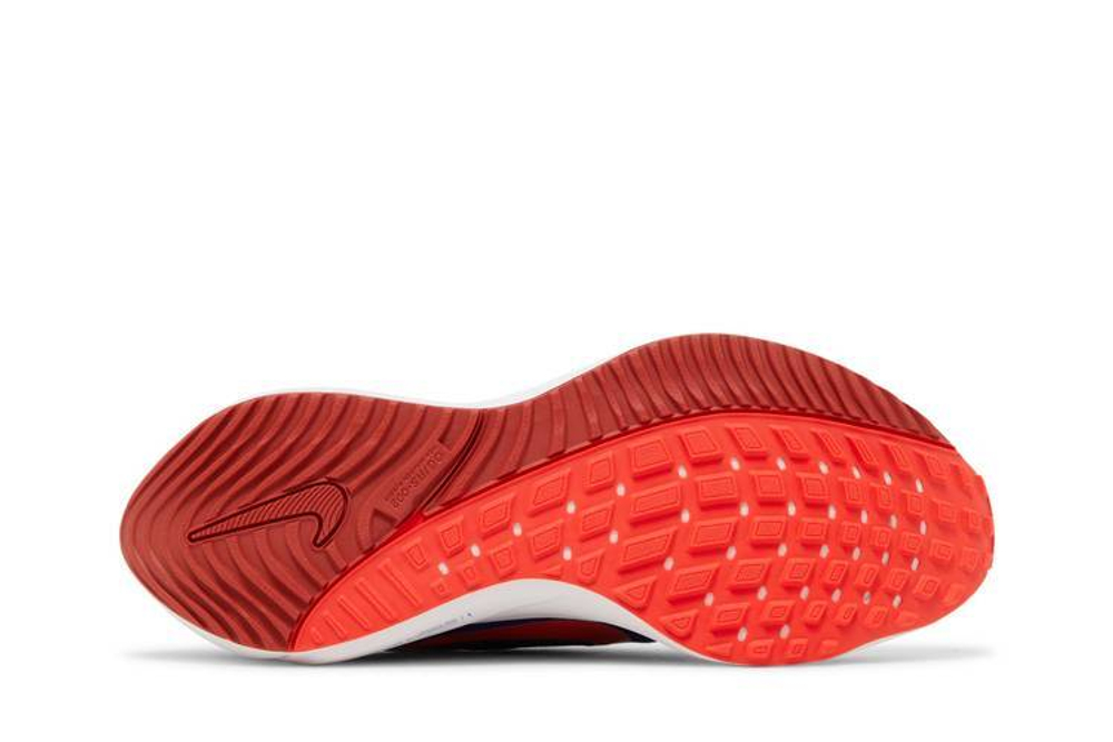 Кроссовки Nike Air Zoom Vomero 16