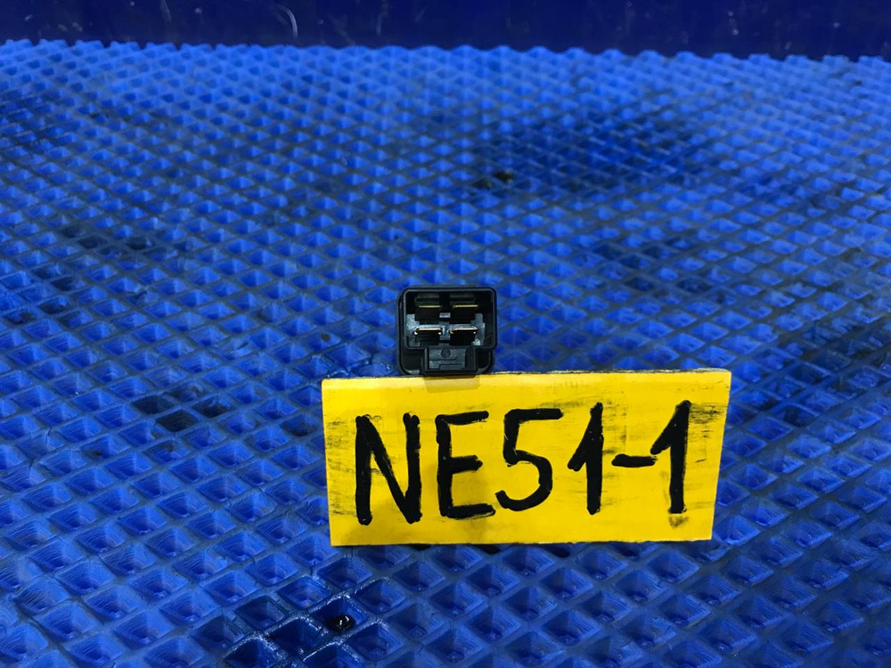 Датчик педали тормоза NISSAN ELGRAND 2005