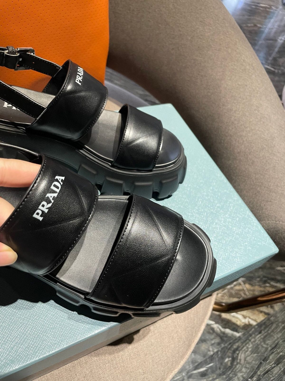 Сандали Prada