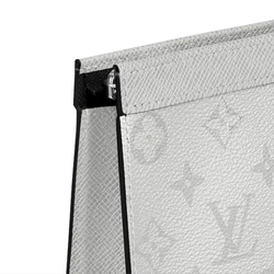 LOUIS VUITTON Pochette Voyage Monogram Eclipse 6 Card Slot Mm Antartica