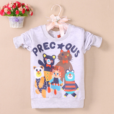 Толстовка детская с контрастными принтами зверей и надписями