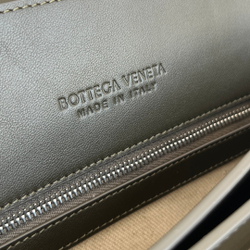 Bottega Veneta Large Andiamo Messenger 43 cm