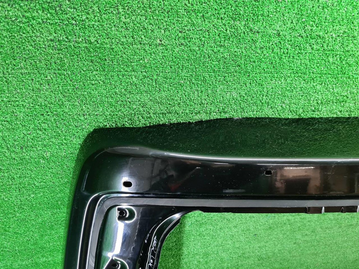 Крышка багажника Toyota Hiace Н300 (2019-н.в.)