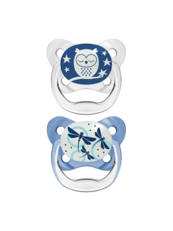 Ортодонтическая соска-пустышка светящаяся в темноте для новорожденных с колпачком 2 шт