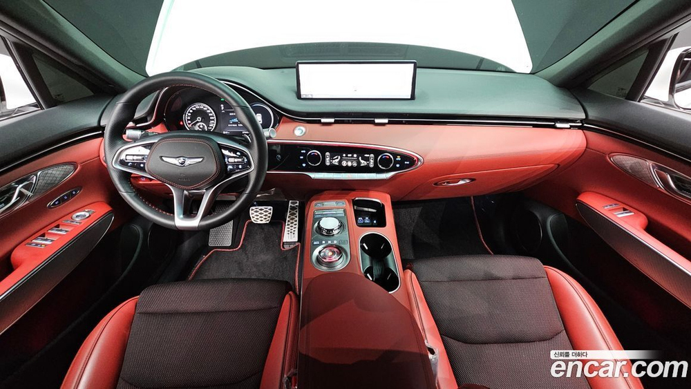 Genesis GV70 2.5T Бензин 2WD (10.2021)