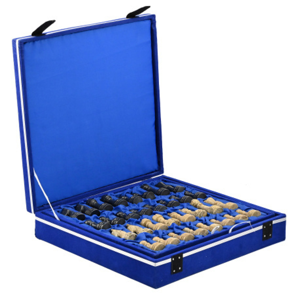 Шахматы из мрамора черного и ракушечника в кейсе