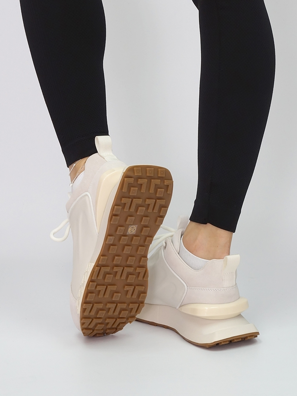 Кроссовки женские демисезонные