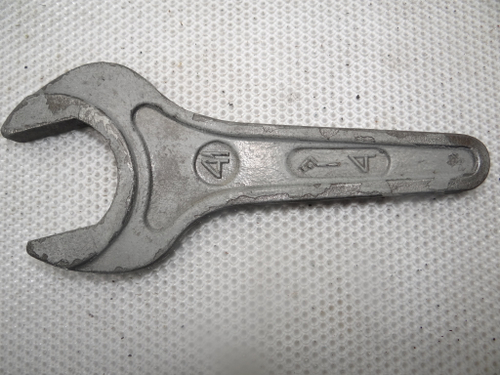 Ключ гаечный рожковый односторонний 41 мм с укороченной ручкой соотв. ГОСТ