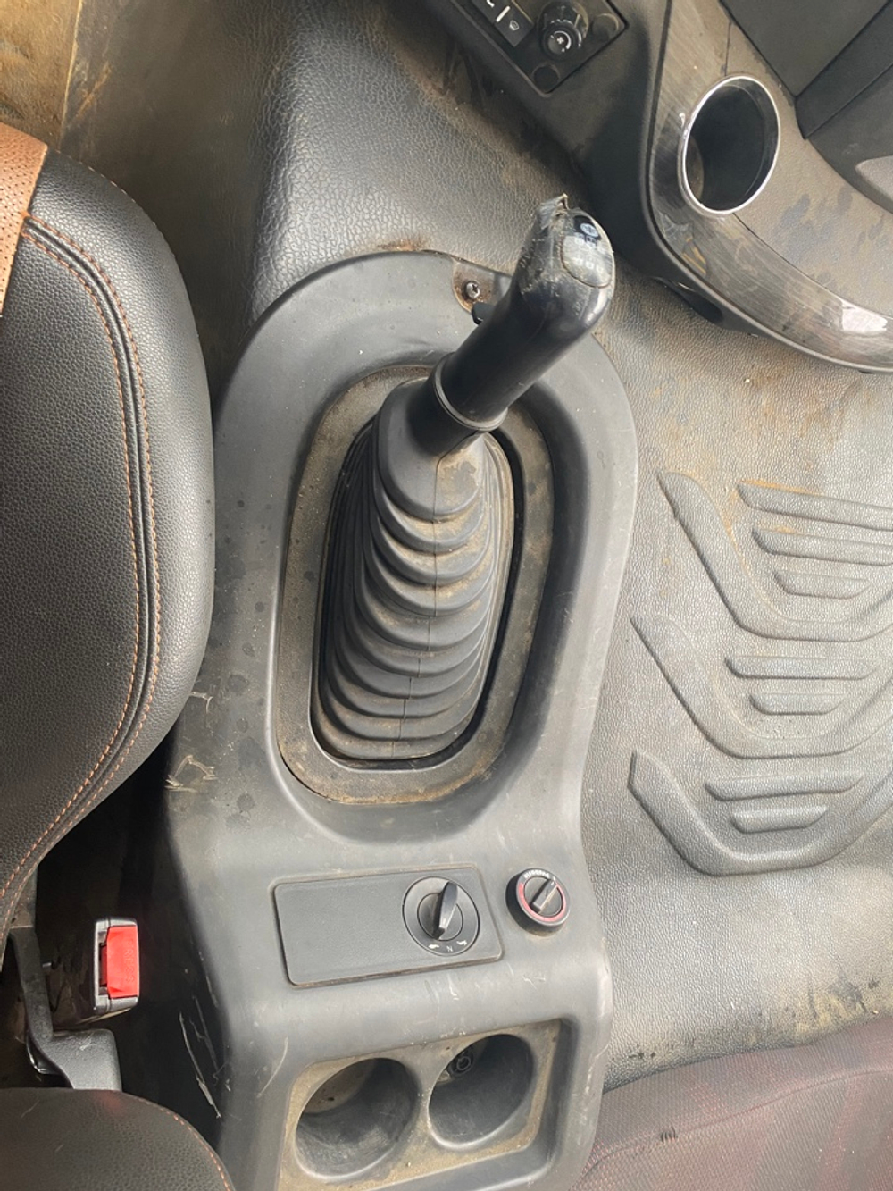 FAW J6 6x6 Самосвал CA3250P66K24L1TE5 (Дизельный, 11,1 л, 420 л.с., МТ)