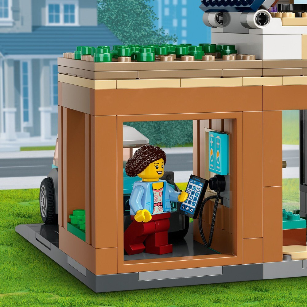 LEGO City — Семейный дом и электромобиль 60398