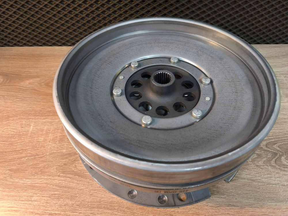 Двухмассовый маховик Luk Audi  A4 B8  A5 8TA