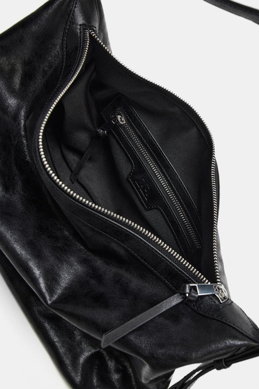 ZARA СУМКА С МЕТАЛЛИЧЕСКОЙ ПРЯЖКОЙ, ЧЕРНЫЙ