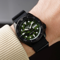 Seiko SRPJ37K1
