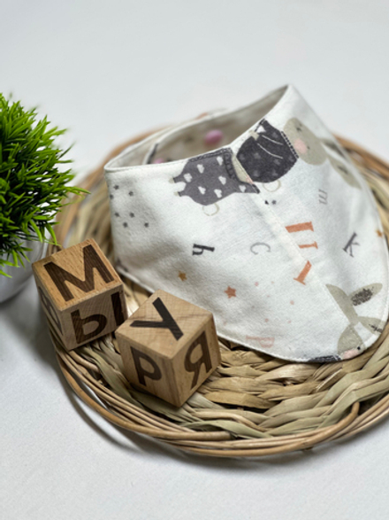 Слюнявчик нагрудник на кнопках RinaAmari в ассортименте