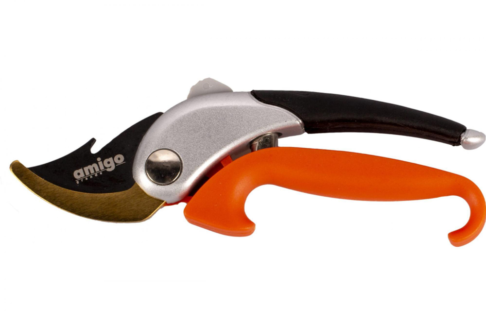 Секатор садовый плоскостной Amigo 205мм 76412