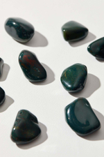 Пробуждающая пара: гранат и гелиотроп