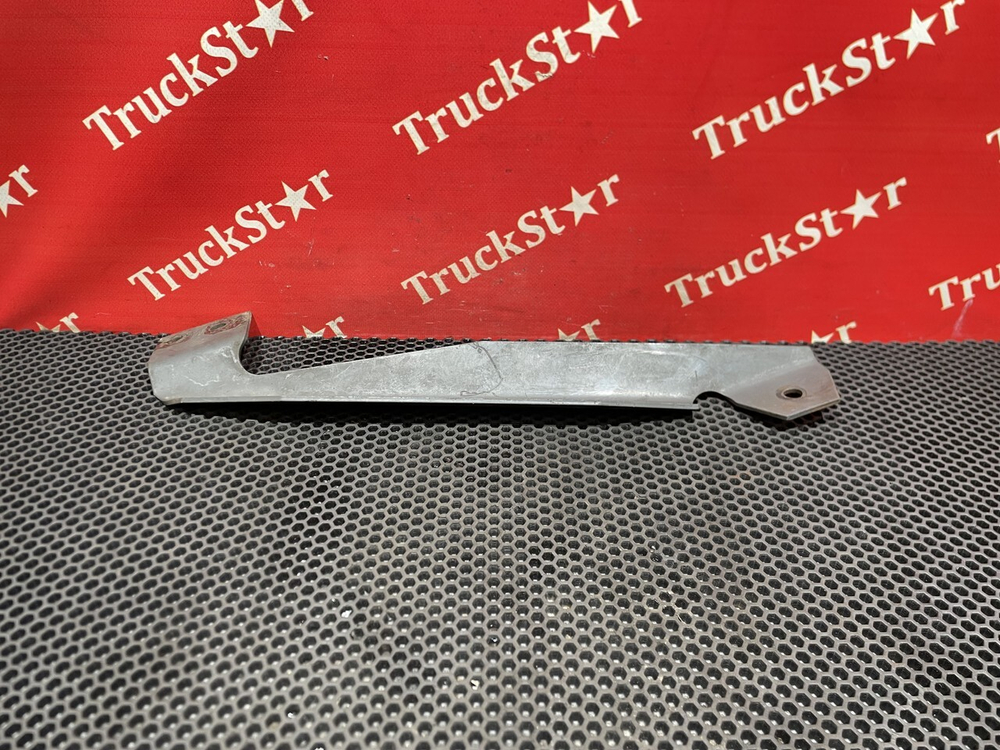 Кронштейн воздушного фильтра